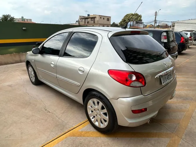 Peugeot 207 XS 1.6 Flex 16V 5P Aut. 2012