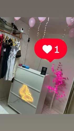 Vendo tudo pra uma loja de roupa feminina