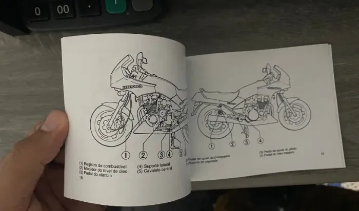 Manual do Proprietario CBX 750 Famosa 7 Galo Japonesa