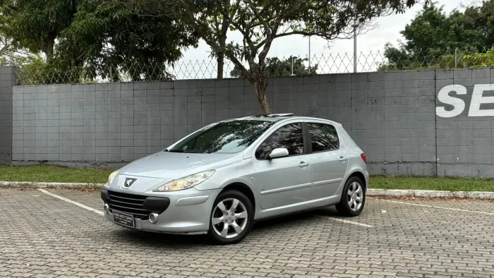 Peugeot 307 Presence 2.0 Flex 16V 5P Aut. 2010