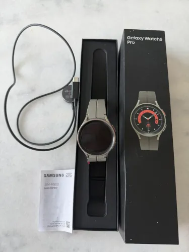 Smart watch Samsung galaxy 5 pro