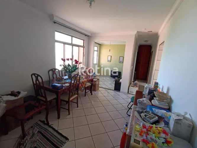 Apartamento à venda, 3 quartos, Presidente Roosevelt - Uberlândia/MG - Rotina Imobiliária