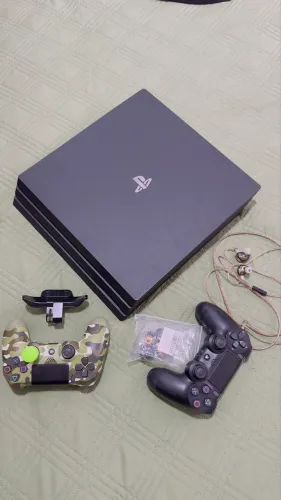 PS4 PRO 1TB