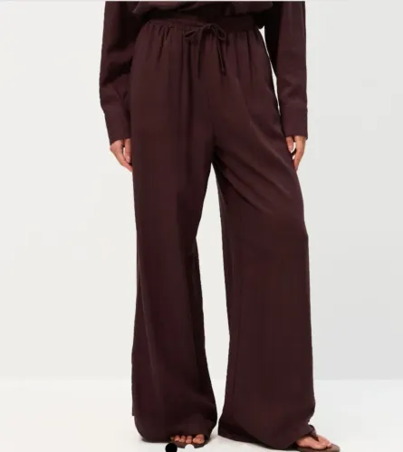 Calça de linho marrom