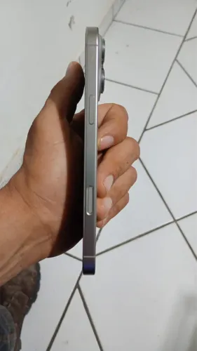 Vendo iPhone 16 pro Max 