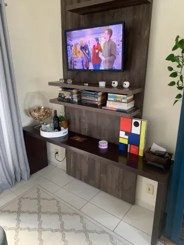 Painel pra tv com prateleiras