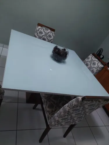 Mesa quadrada