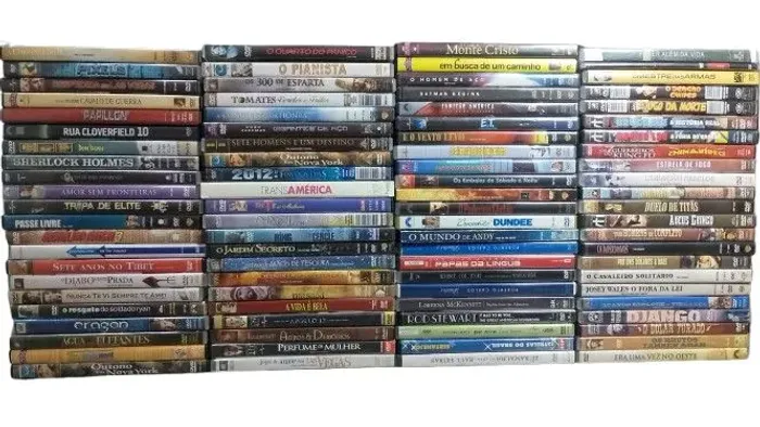 90 DVD'S ORIGINAIS(...apenas 9 músicas!)Todos originais/OPORTUNIDADE ÚNICA!