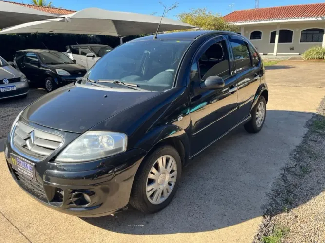 Citroen C3 Exclusive 1.4 Flex 8V 5P 2011