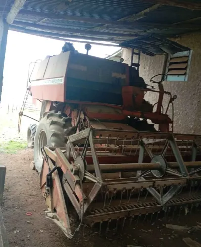 Colheitadeira agrícola Massey Ferguson. 3640