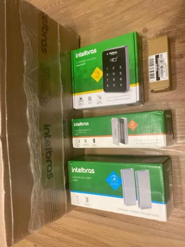 Sistema completo acesso intelbras porta de vidro