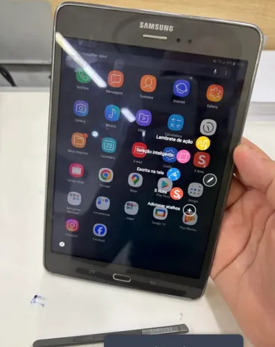 TABLET SAMSUNG GALAXY TODO PERFEITOS PRATICAMENTE NOVO , DE CHIP FUNÇÃO DE TELEFONE 