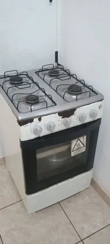 Fogão de 4 bocas barato usado.