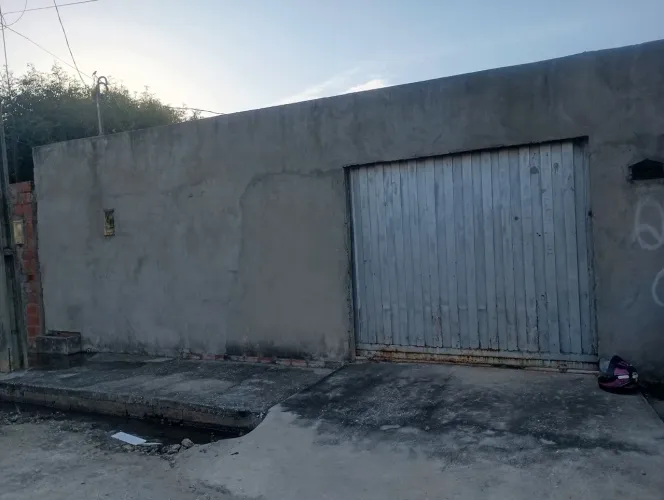 ACEITO PROPOSTA VENDO ESTÁ CASA  NA ZONA SUL BAIRRO CIDADE SUL PRÓX AO PORTO ALEGRE  