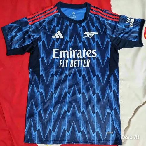 Camisa do Arsenal modelo 26/27