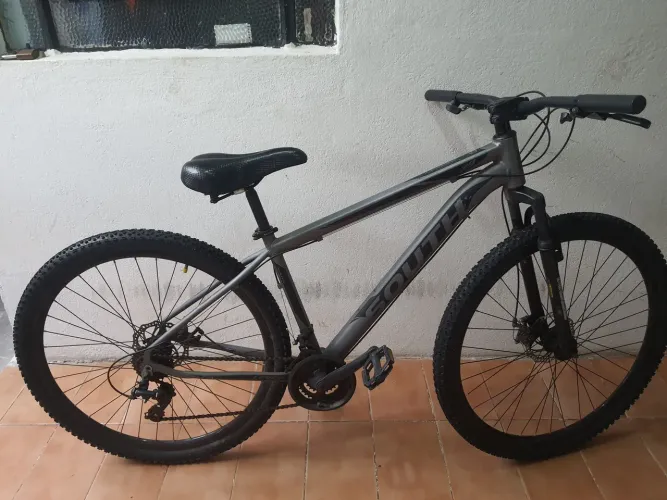 Bike 29 tamanho 17 em alumínio 21 machas bicicleta toda revisada sem detalhes