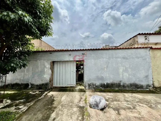 Casa à venda, 4 quartos, 3 vagas, Cinquentenário - Belo Horizonte/MG