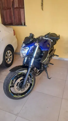 Xj6 boa, no ponto de usar