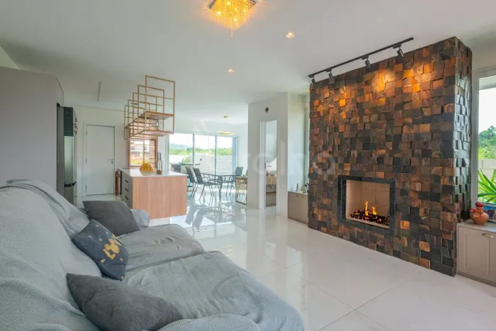 Casa de 240m² com 3 suítes na Vargem Grande