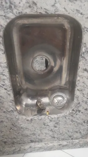 Bancada de mármore c/ Cuba (pia) + bancada retangular (mármore)