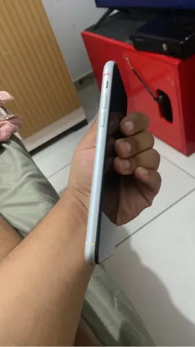 iPhone XR 64gb