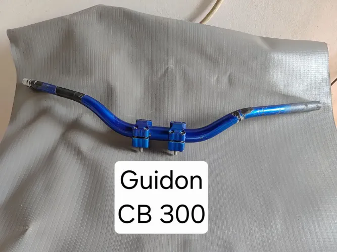 Guidon para CB 300