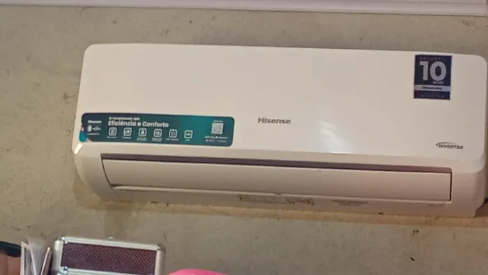 VENDO AR CONDICIONADO 12 MIL BTUS ENTREGO INSTALADO