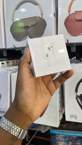 AirPods