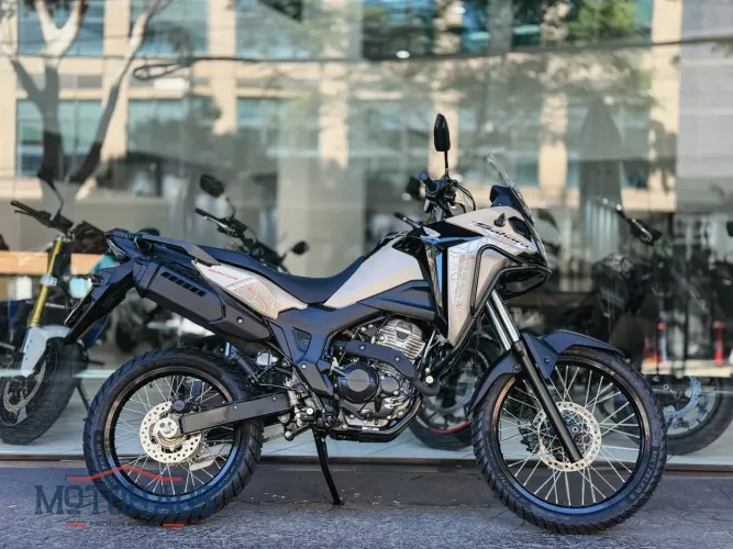 Honda Xre 300 sahara adventure 2026