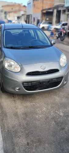 Nissan March 1.0 16V Flex Fuel 5P 2012