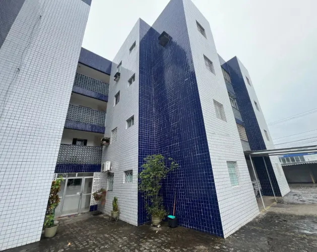Apartamento com 2 dormitórios à venda, 55 m² por R$ 210.000 - Parque Verde - Cabedelo/PB