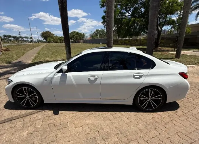 BMW 320I A 2.0 TB M Sport Activeflex 16V 4P 2021