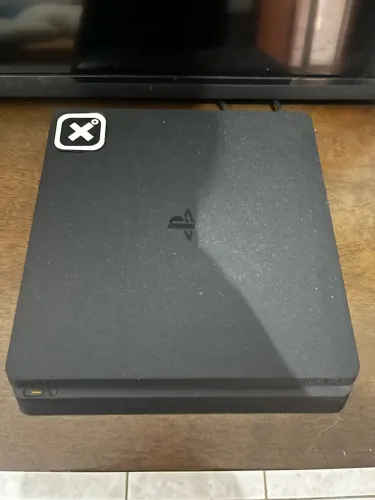 Ps4 slim sem defeitos com dois controles e carregador