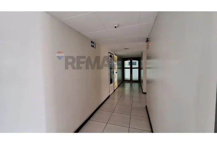 Sala Comercial - Edf. Oviêdo Teixeira - 4º andar - Centro - Aracaju - R$ 95 mil