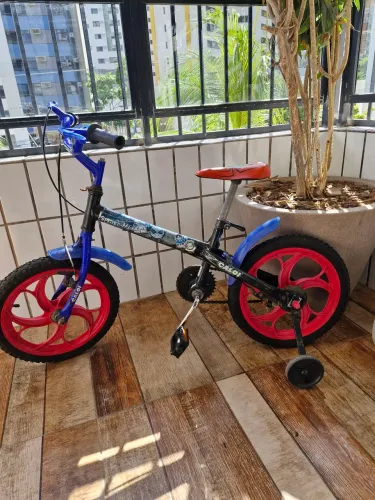 Bicicleta infantil caloi