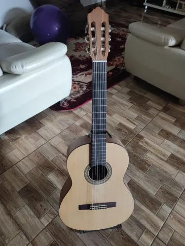 violão Yamaha c40m  troco celular 