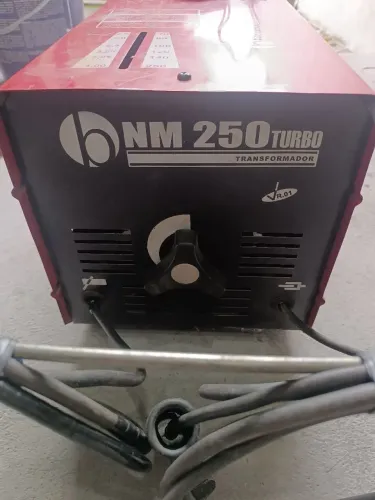 Máquina de solda Bambozzi nm250