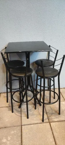 MESA BISTRO 4 CADEIRAS OTIMO ESTADO