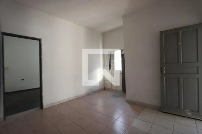 Casa à Venda - Vila Alpina, 1 Quarto, 300 m2