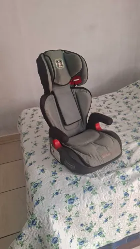 Cadeirinha pra criança