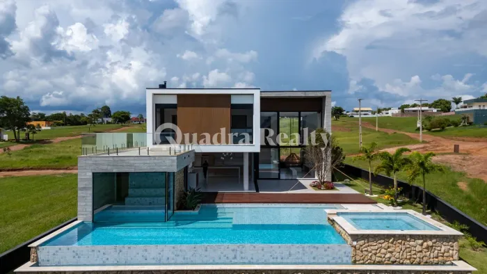 Casa com projeto moderno em Avaré