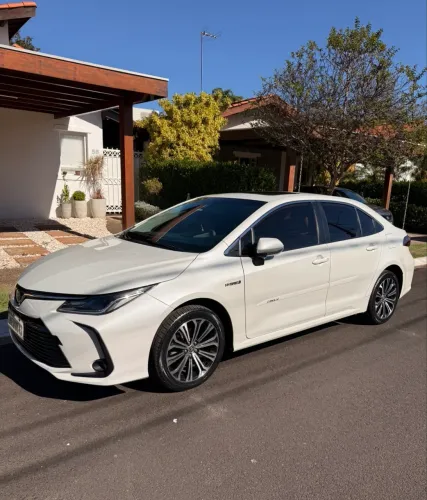 Toyota Corolla Altis Prem. Hybrid 1.8 Flex AUT 2021