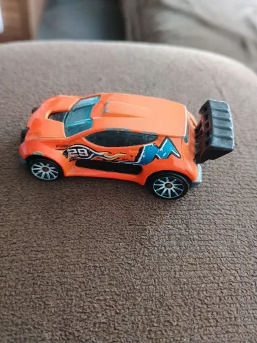 Carrinho Hot Wheels HW Off-Road Fast 4WD laranja