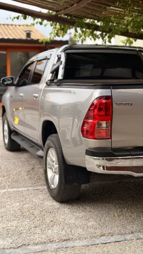 Toyota Hilux CD SRV 4X4 2.8 TDI Diesel Aut. 2017