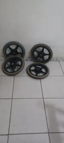 Rodas para cadeira de rodas .cada 29,00