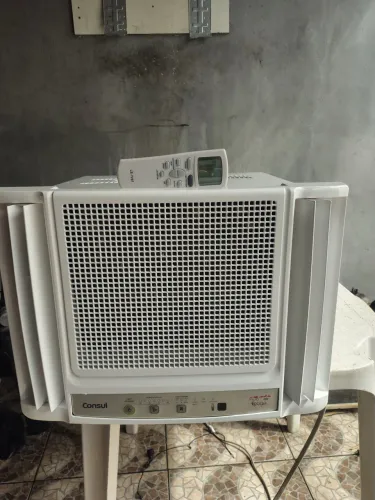 Vendo ar condicionado Consul 10.000 BTUs com controle remoto funcionando perfeitamente Lim