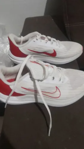 Tenis nike novo