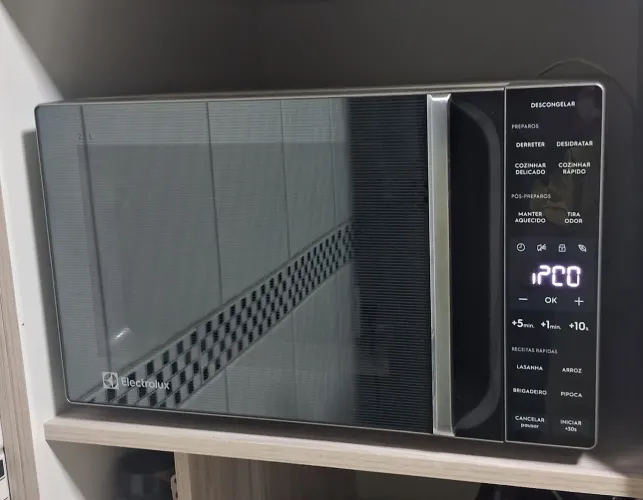 Microondas Electrolux 23L Inox