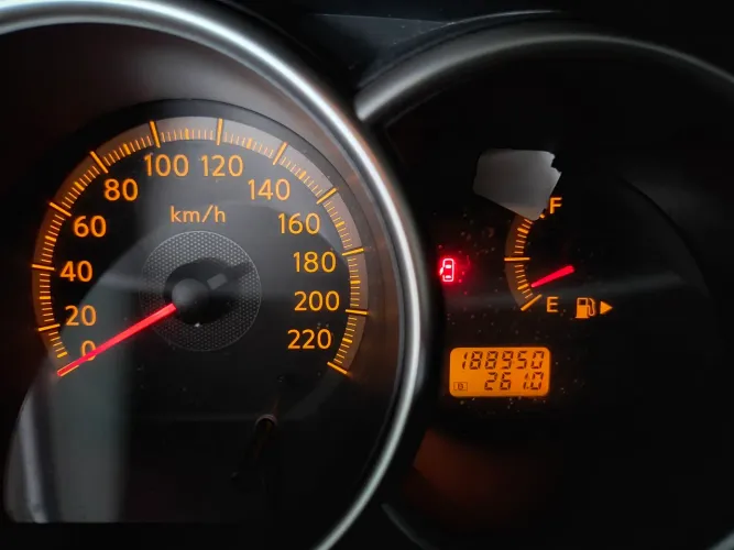 Nissan Livina Grand S 1.8 16V Flex Fuel Mec. 2012