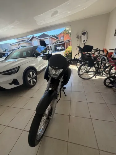 Falcon 400i | 2013 | Somente 2.400km